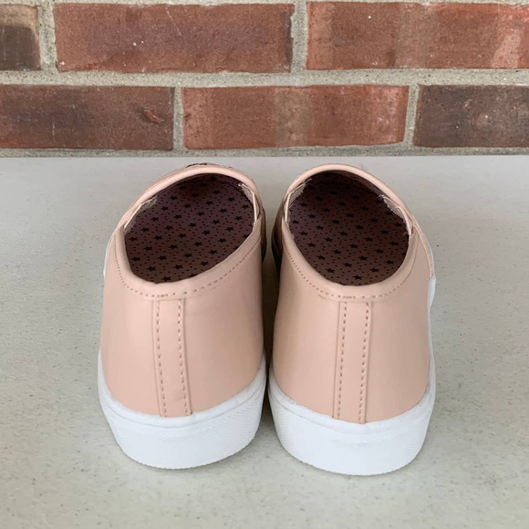 Brash Blush Star cut Twin Gore Low top Slip on Sneakers Girl's US 5 MINT - Picture 5 of 9